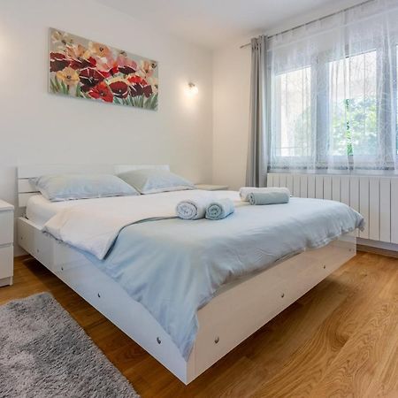 Apartment Olive Селце Екстериор снимка