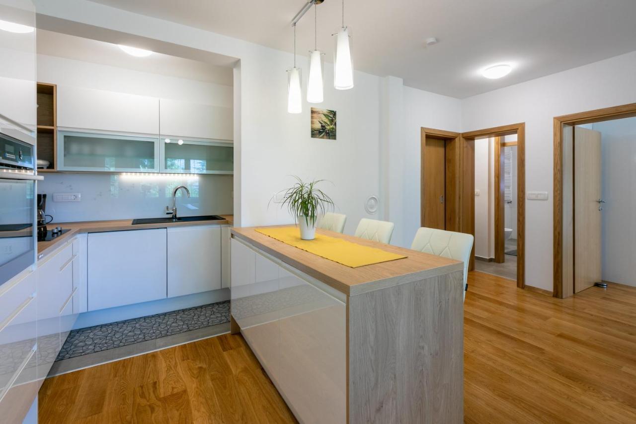 Apartment Olive Селце Екстериор снимка